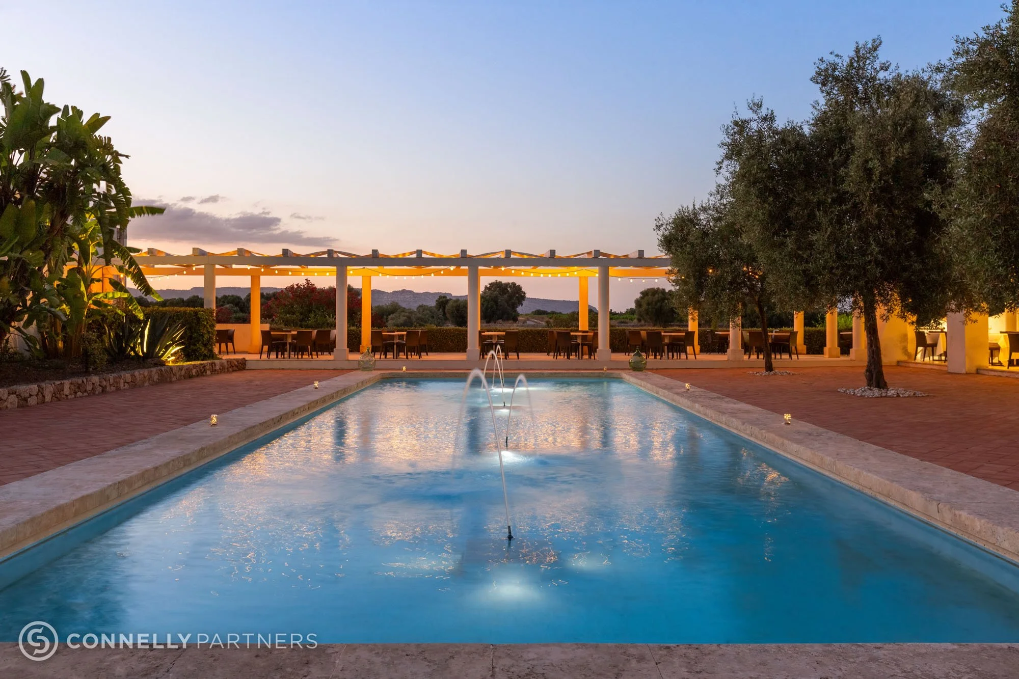  Client: Connelly Partners • Project: Dolce Siracusa, Italy • Photographer: Marcelo Barbosa • Produced by: Connelly Partners 12/07/2025 