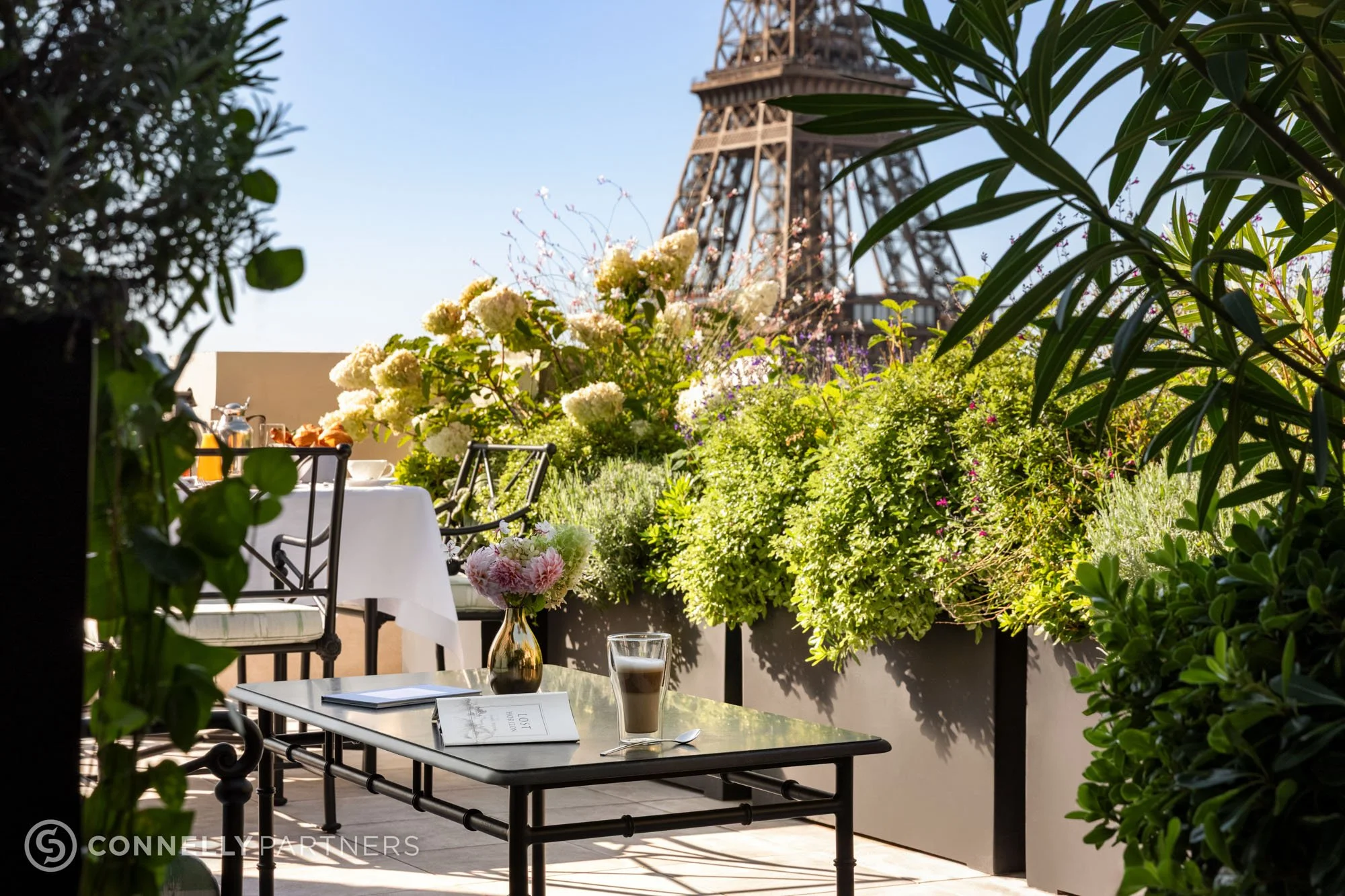  Client: Connelly Partners • Project: Shangri-La Paris, France • Photographer: Marcelo Barbosa • Produced by: Connelly Partners 04/08/2025 