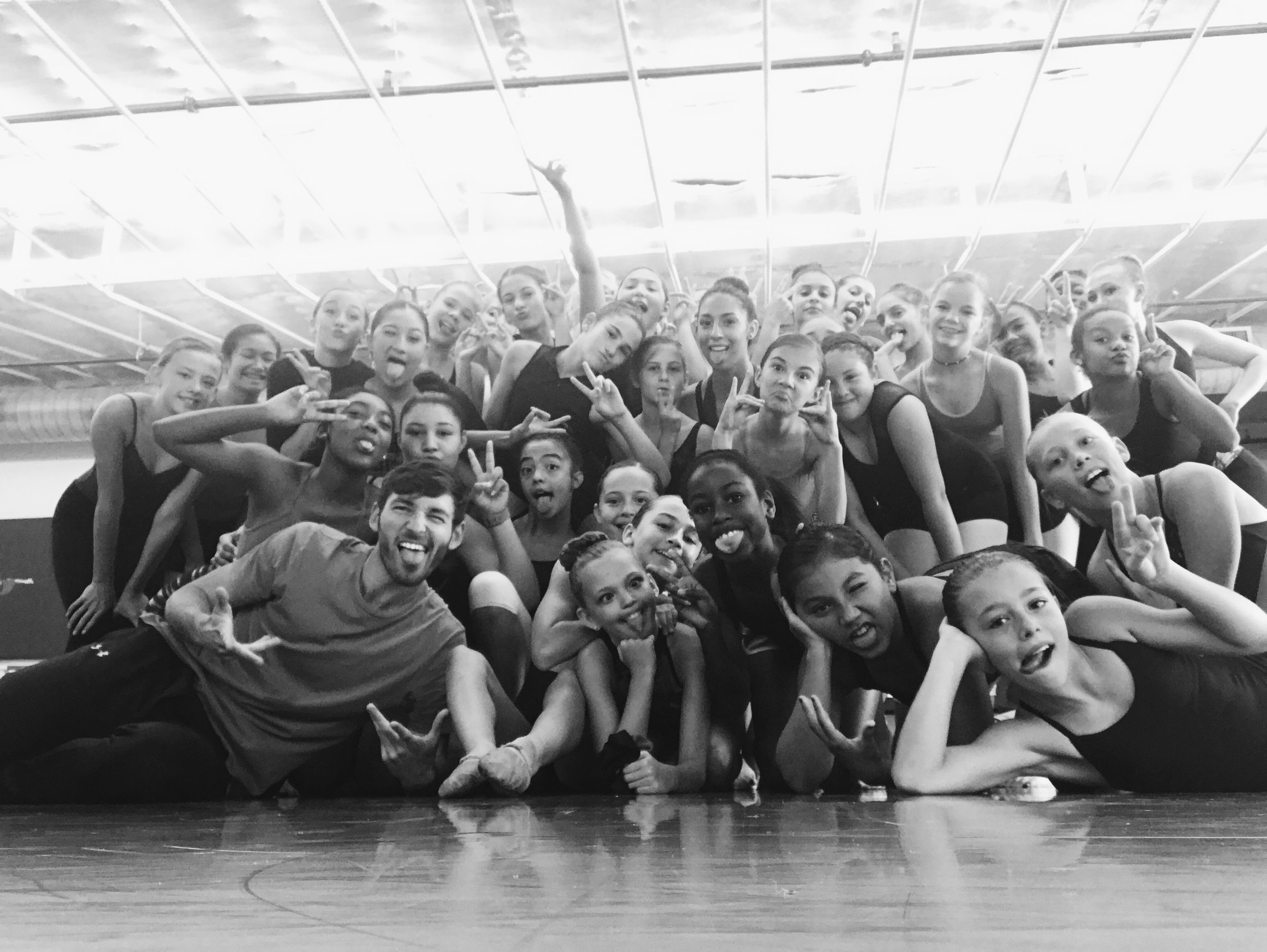 The intermediate dancers from the METDance Youth Intensive 2017