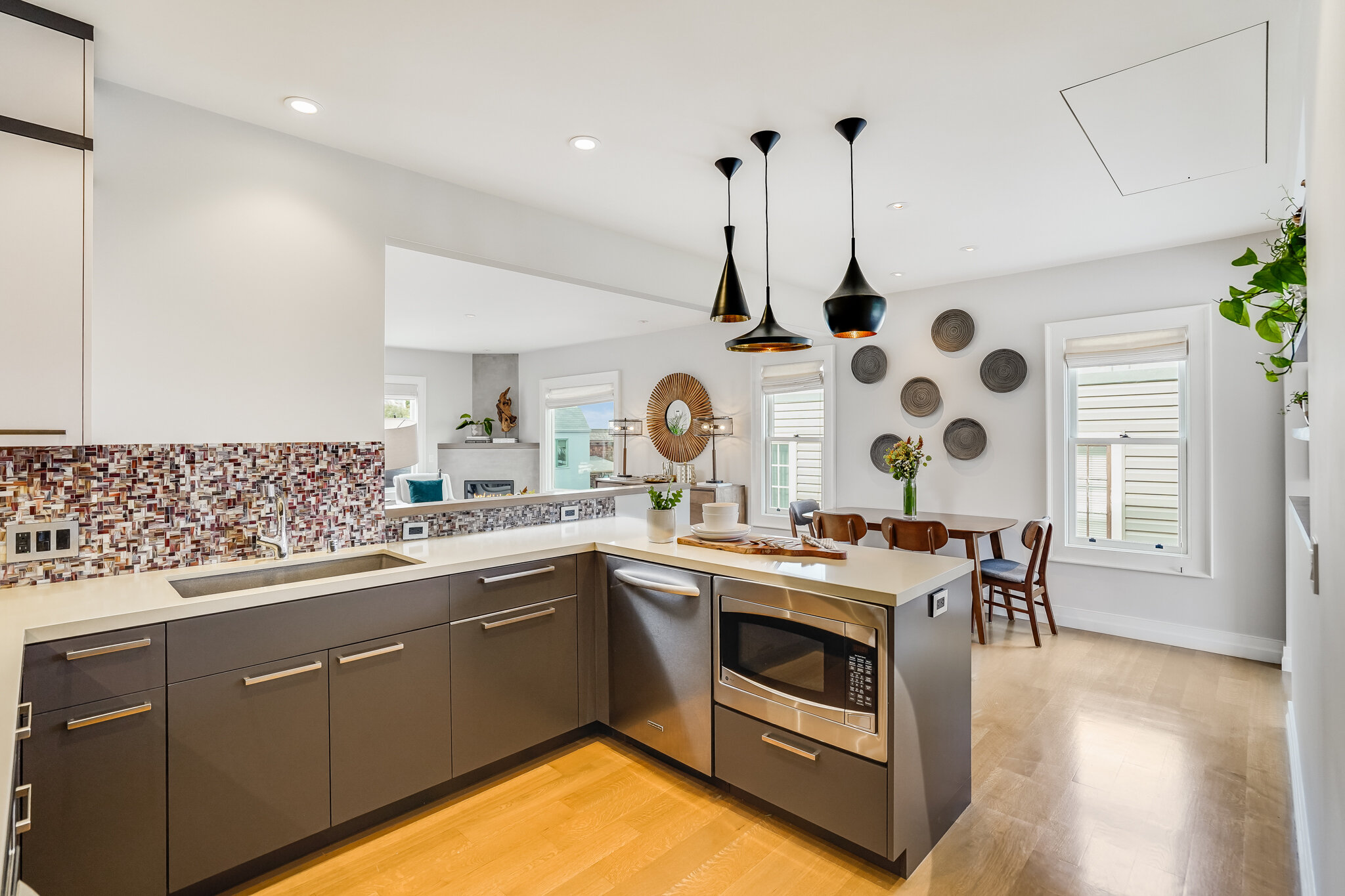 3737 16th Street - Kitchen