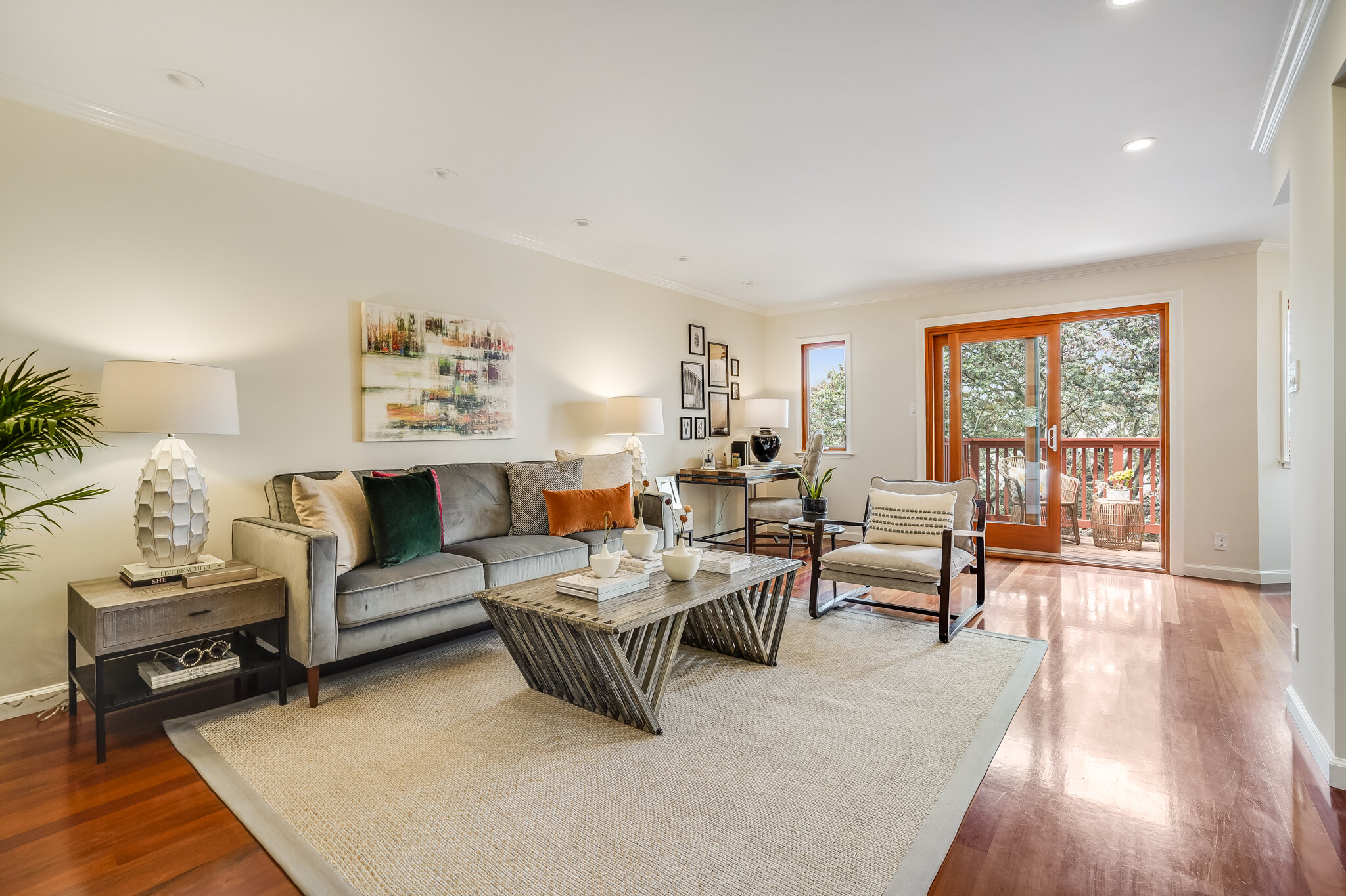 536 27th Street, Unit 3 - Living Room