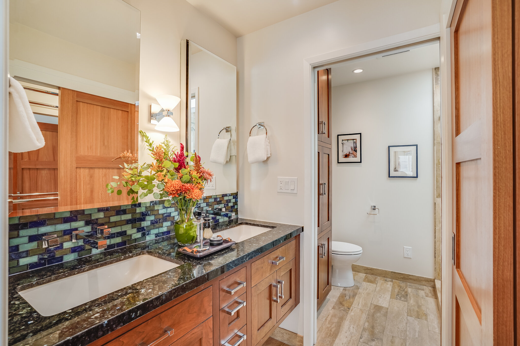 536 27th Street, Unit 3 - Primary Bathroom