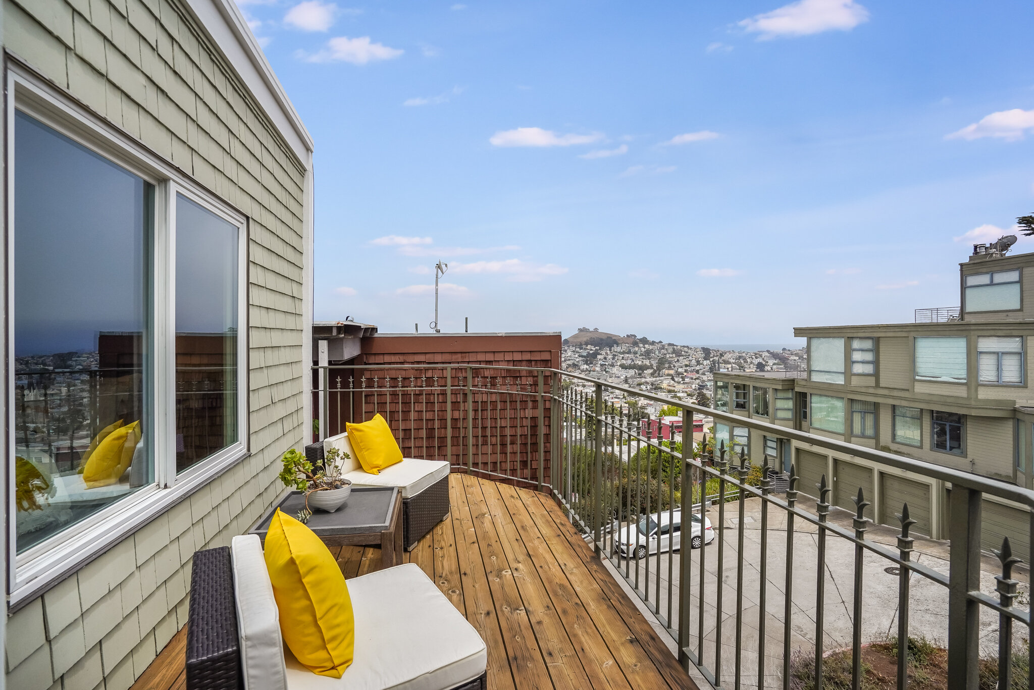 536 27th Street, Unit 3 - Primary Deck