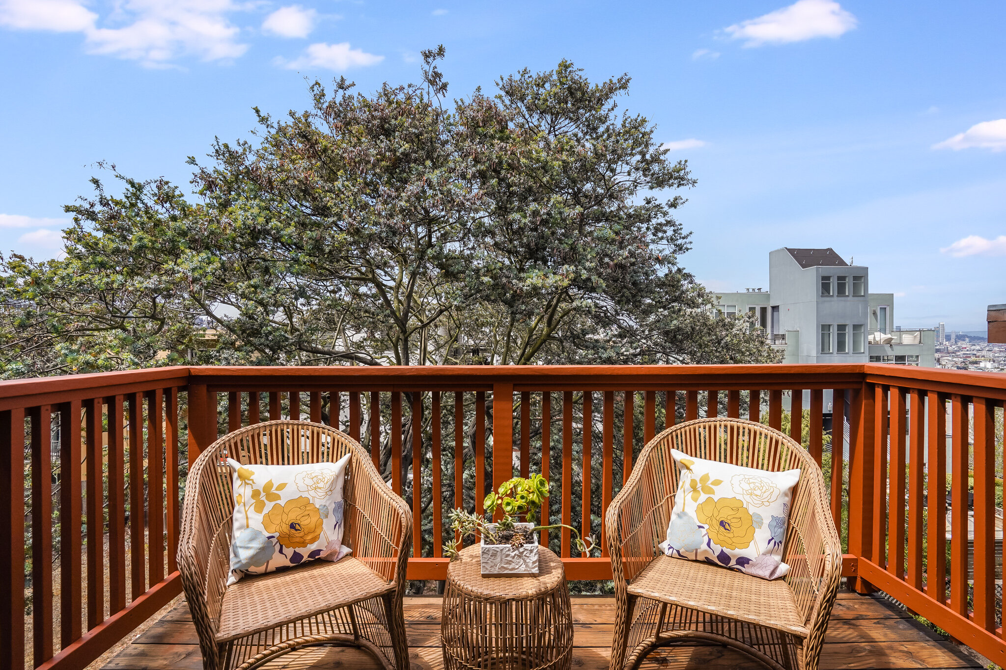 536 27th Street, Unit 3 - Living Room Deck