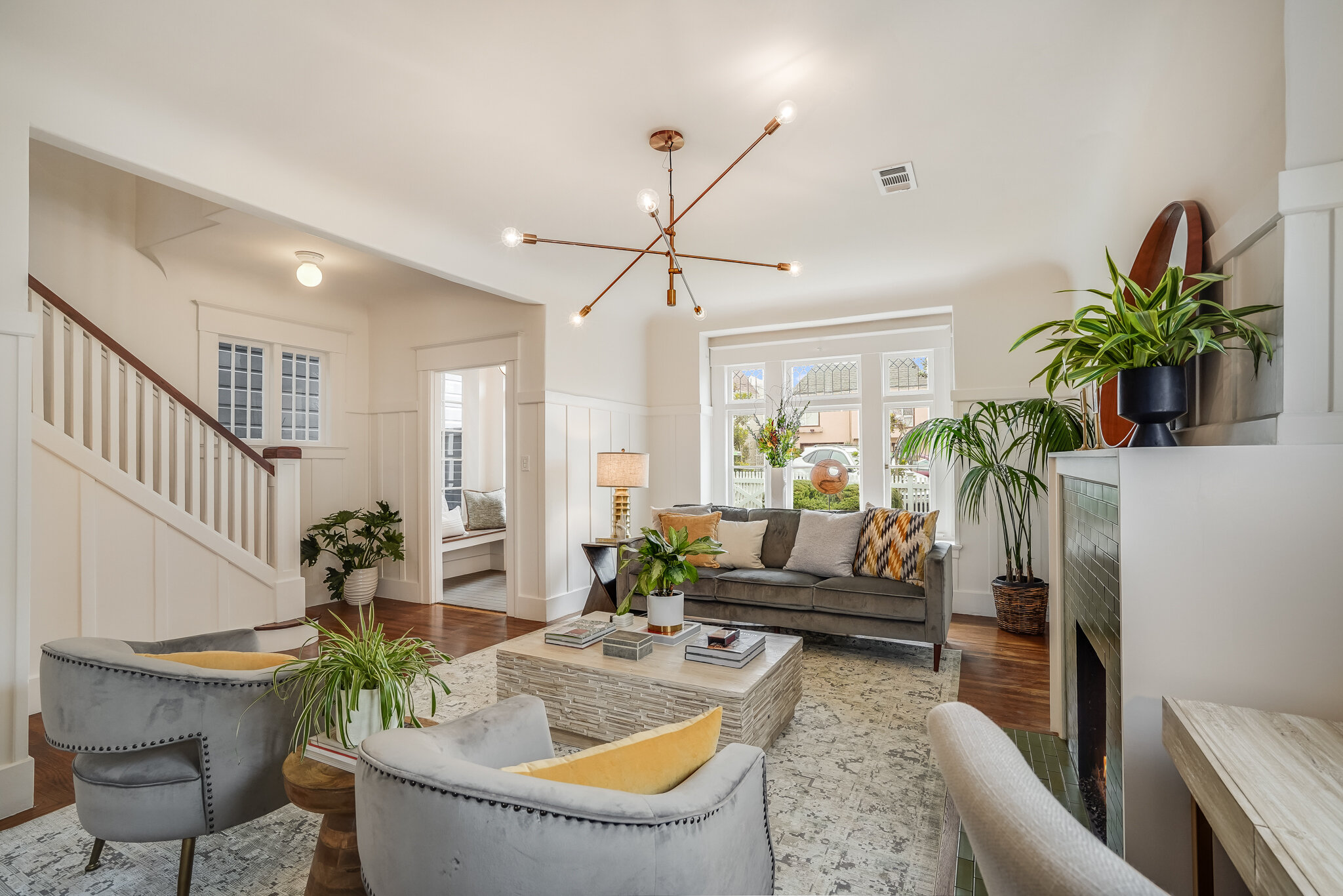 4032 Irving Street - Living Room