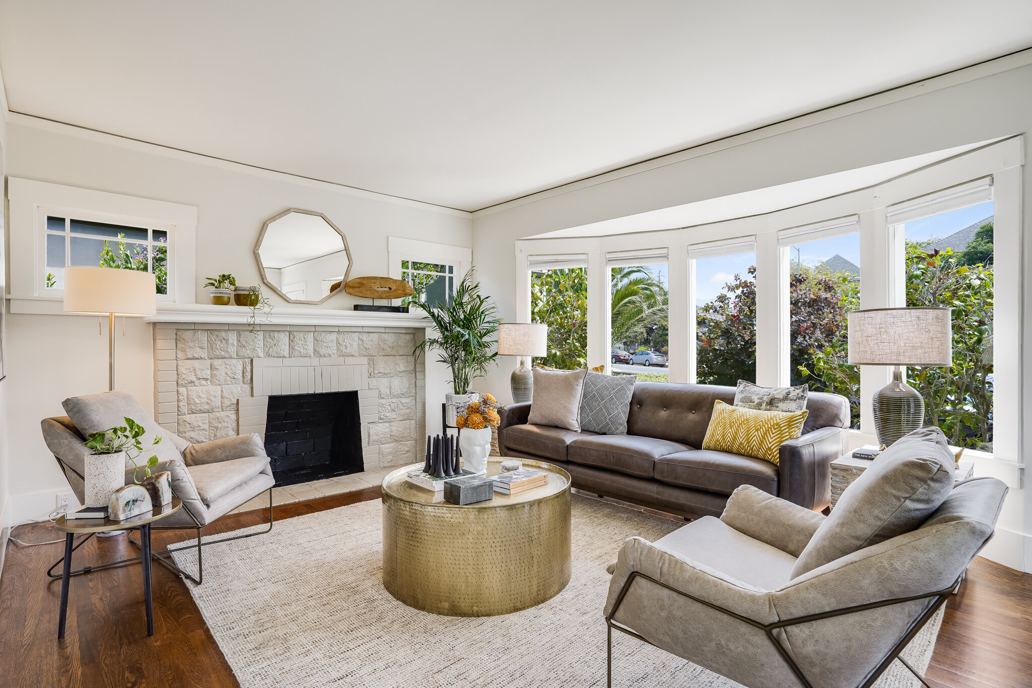 5807 Adeline Street - Living Room