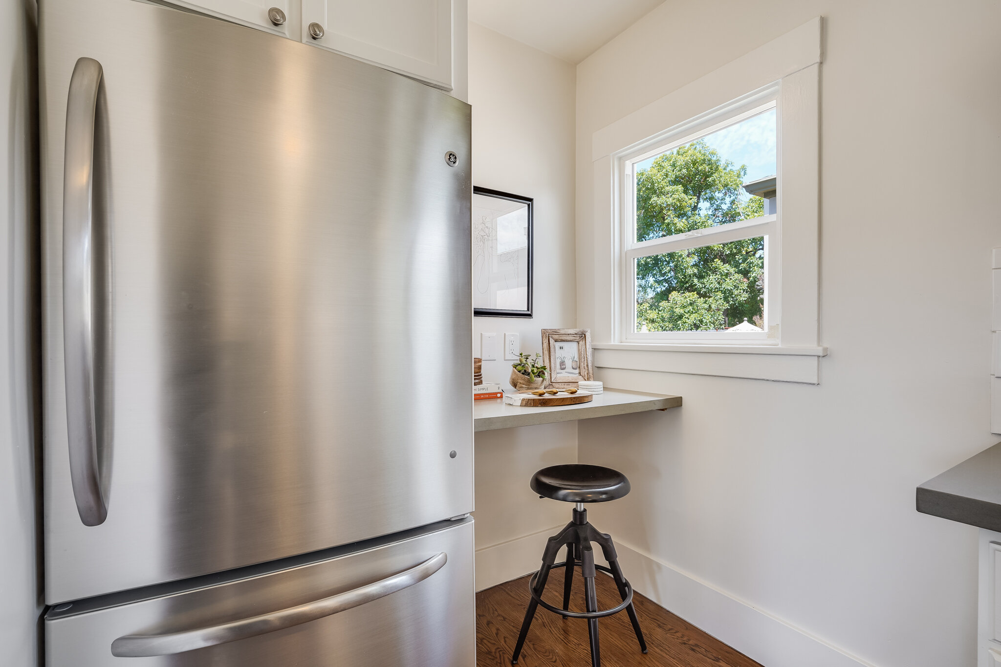 5807 Adeline Street - Kitchen