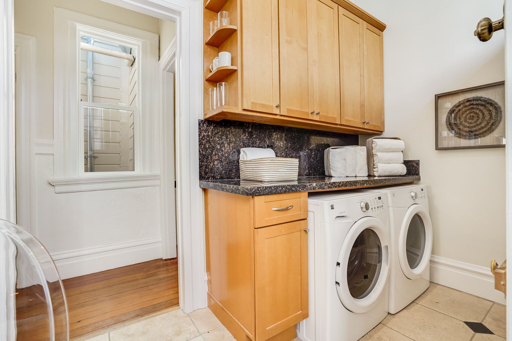 558 Ashbury Street - Laundry Center