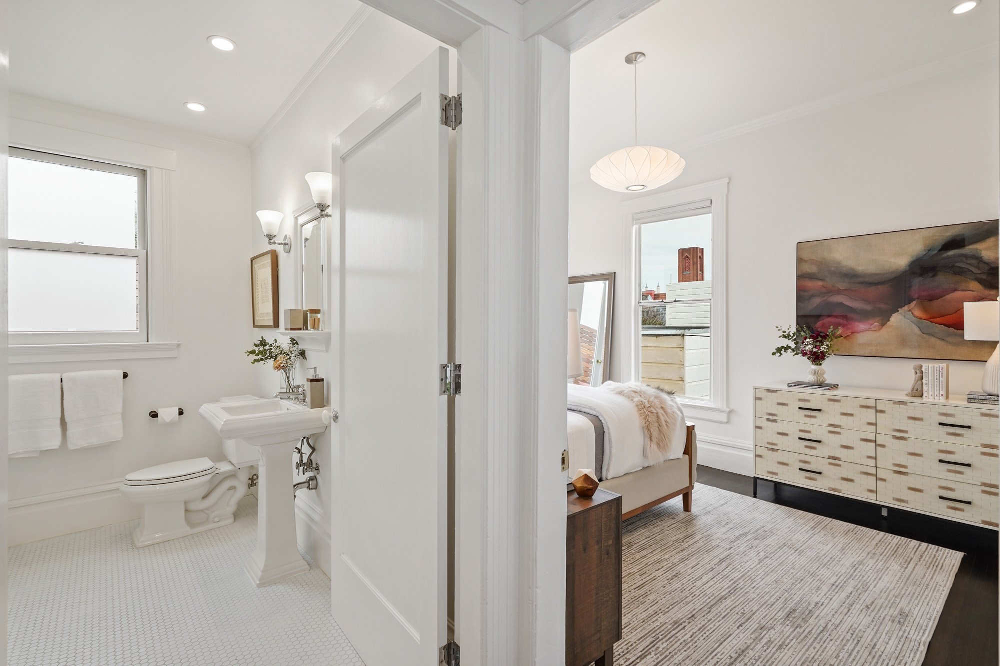 250 2nd Avenue, San Francisco | Bathroom into Back Bedroom
