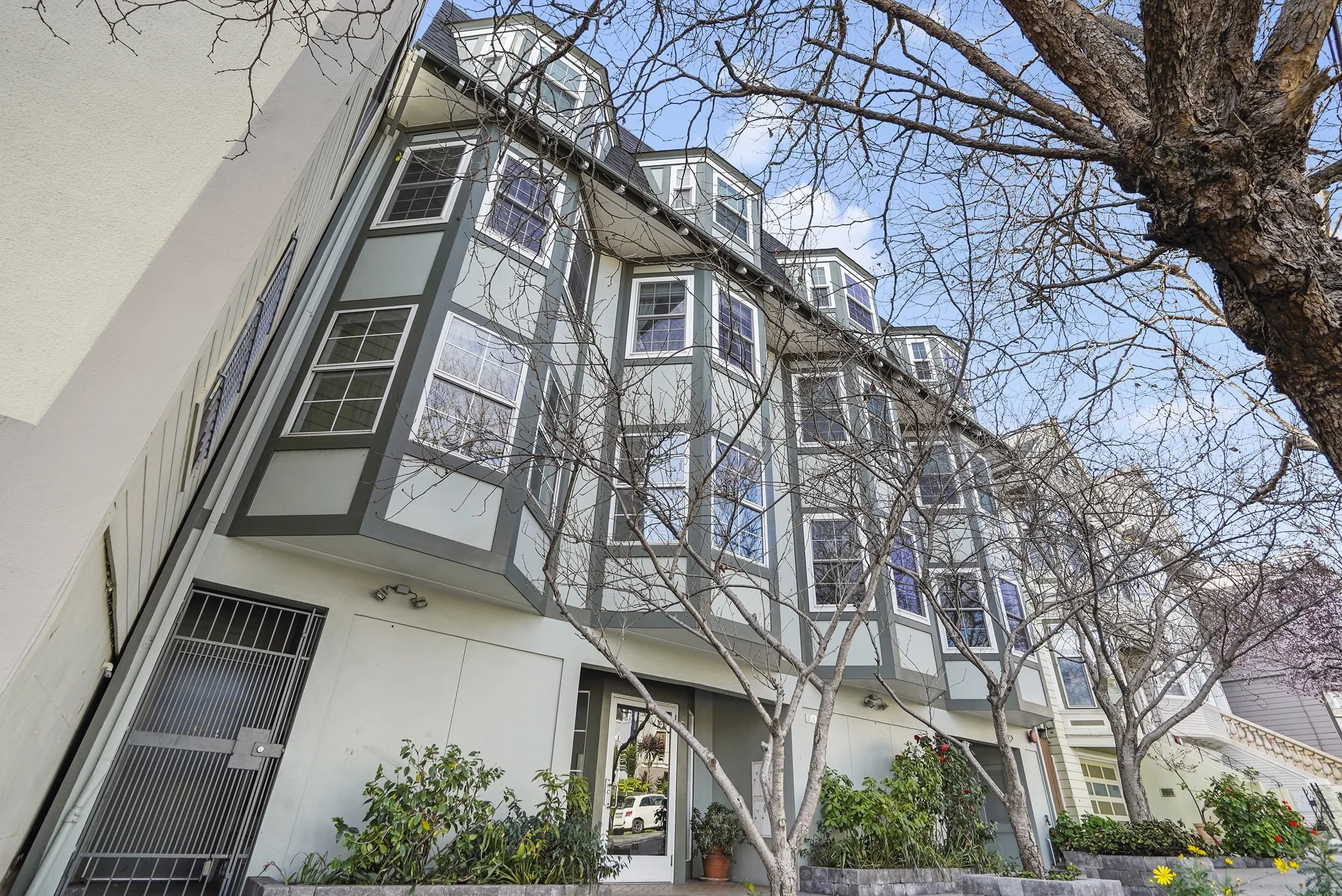 80 Collingwood Street, 401 SF SOLD Penthouse With Amazing View