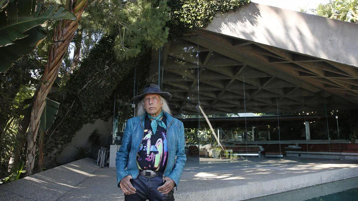 Jim Goldstein at the Sheats-Goldstein Residence by John Lautner (credit: LA Times)