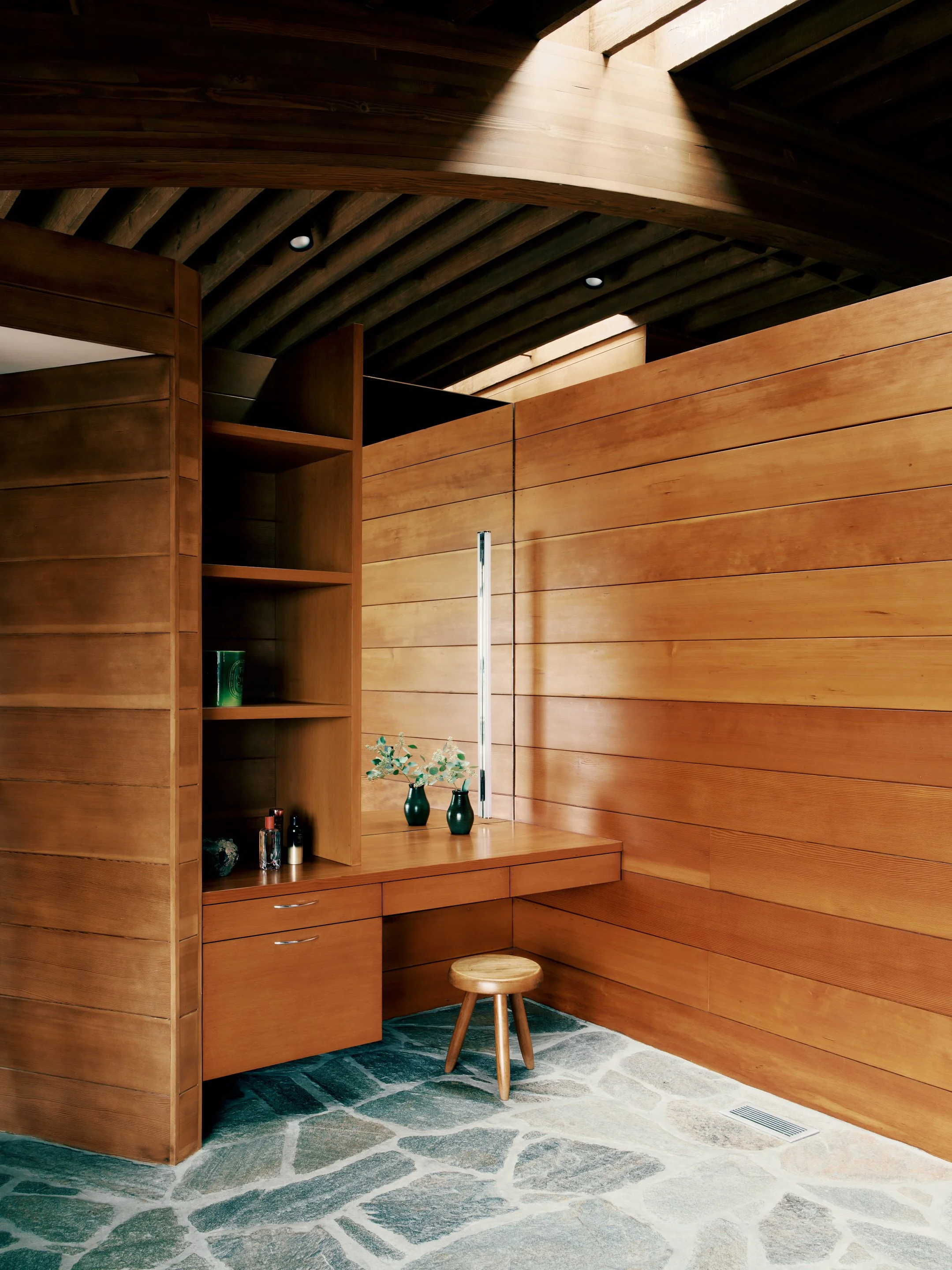 Master Bath Vanity with Douglas Fir Paneling and Skylight – Lautner Castle