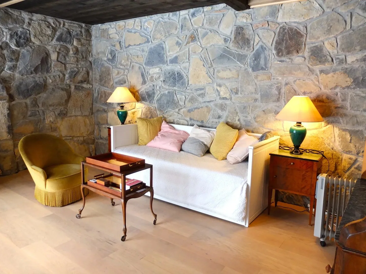 Lounge - Sofa Bed (15-58).jpg