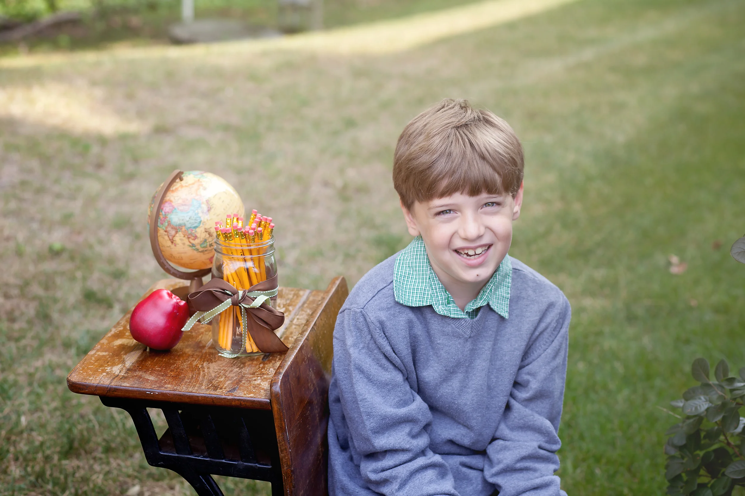 Worthington Child Photographer, Back to school mini session