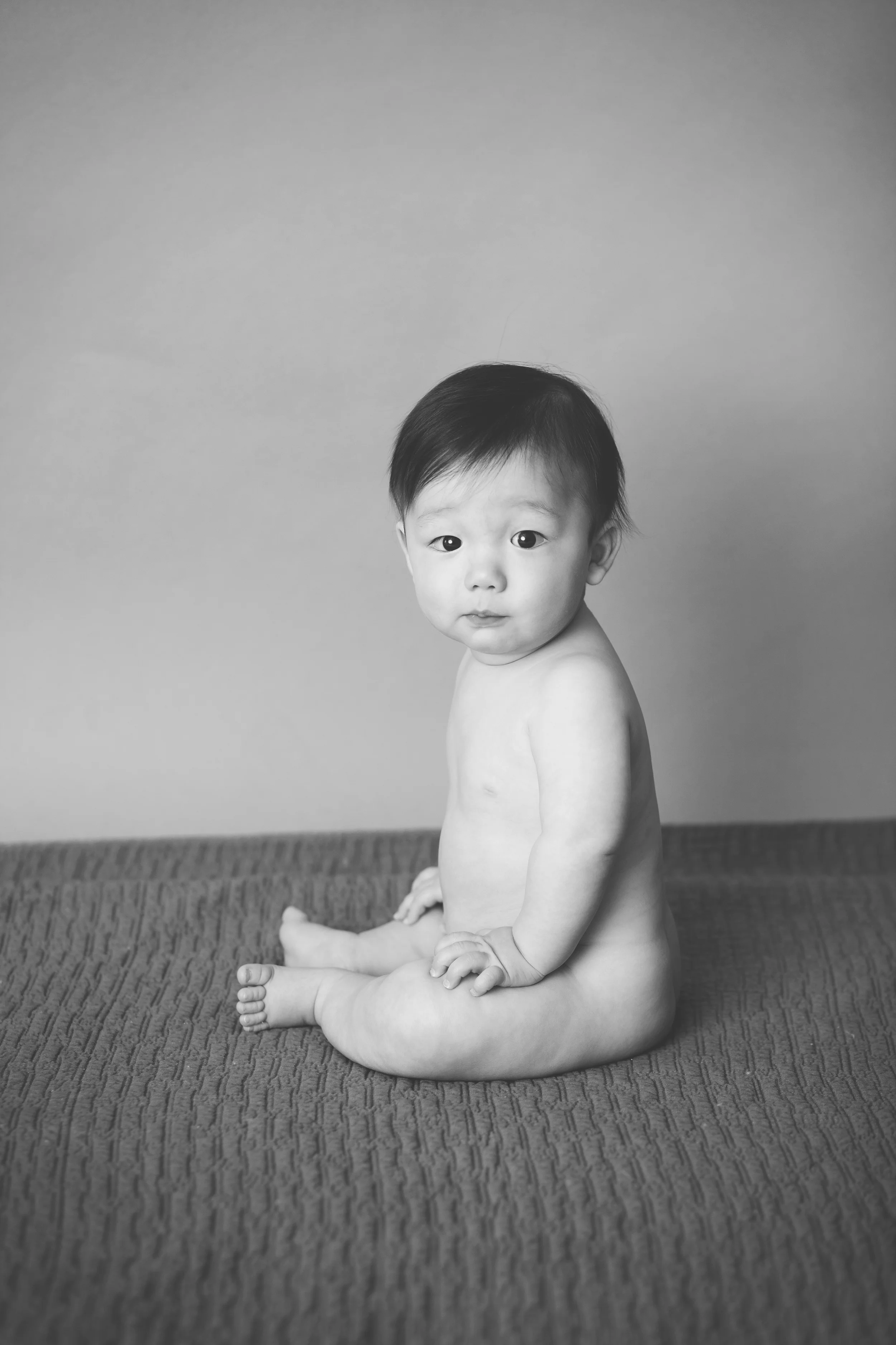 Worthington Photographer, six month studio photography session