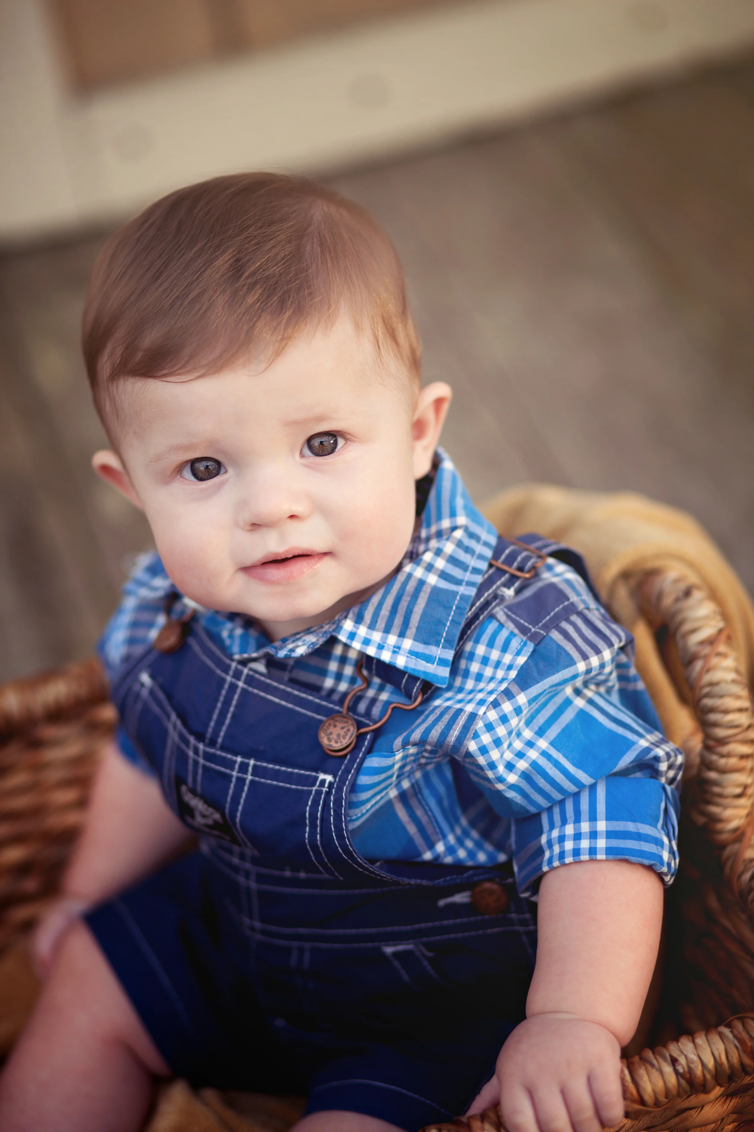 Worthington, Ohio photographer. Powell Studio offering family, children and newborn sessions. Megan V photography.