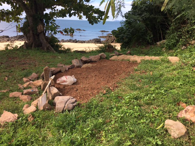 Breaking ground on project "Sunset Suds." This is going to be a great little beach bar... eventually. Right now it requires a little imagination...