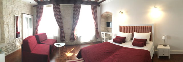 Later in the week, I headed back to Trogir to continue my recovery in my very comfortable room at Palace Central Apartments in Old Town Trogir.