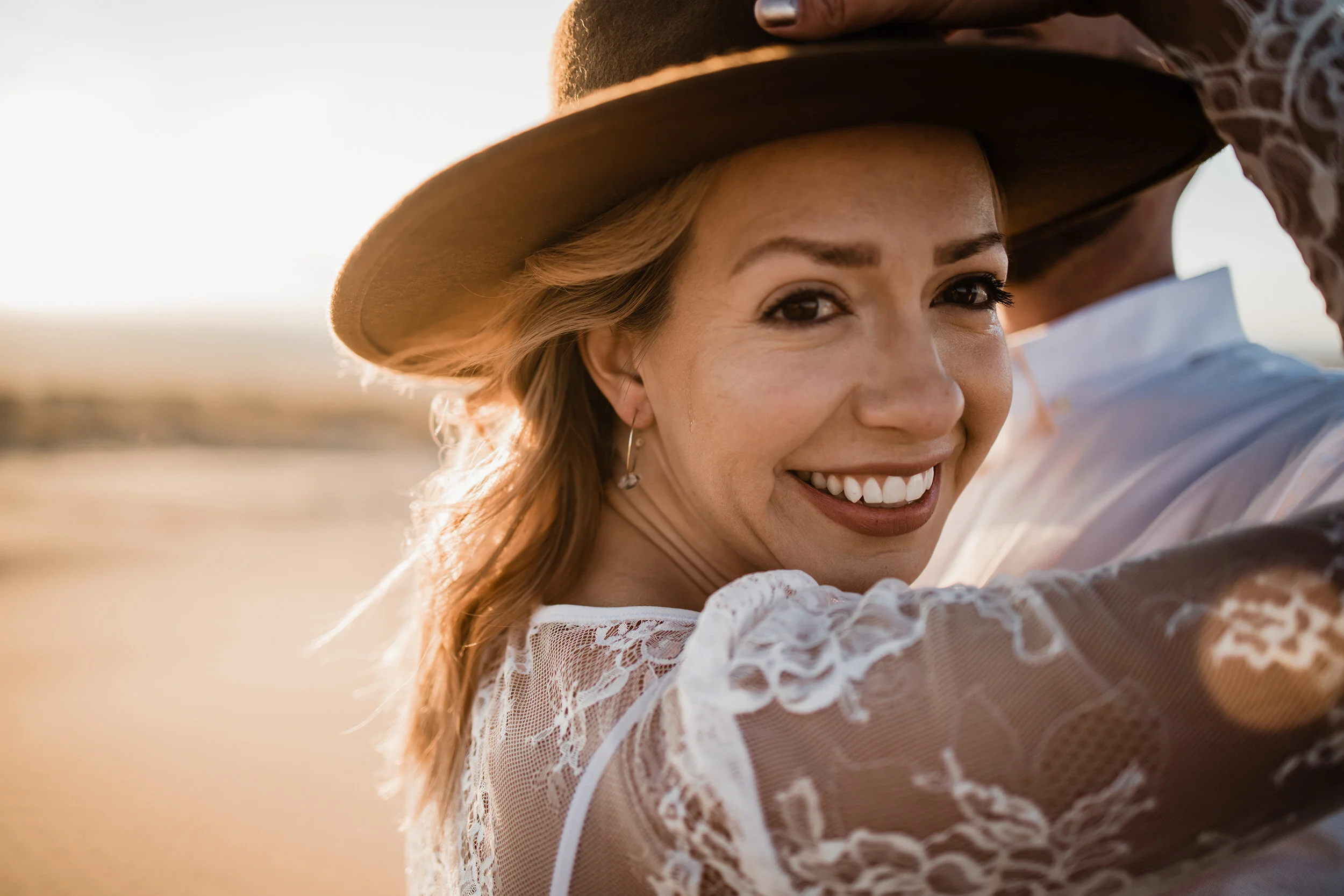 ABA6631D-DE35-410C-A01E-616CFA7CE1D6