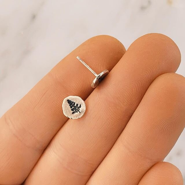 // New Product - 50% Off //
The perfect pair of studs for any nature lover
.
Link in bio
.
I&rsquo;m completely in love with these little guys and have worn them every day for a week! (I can even comfortably sleep with them in!) They are hand stamped