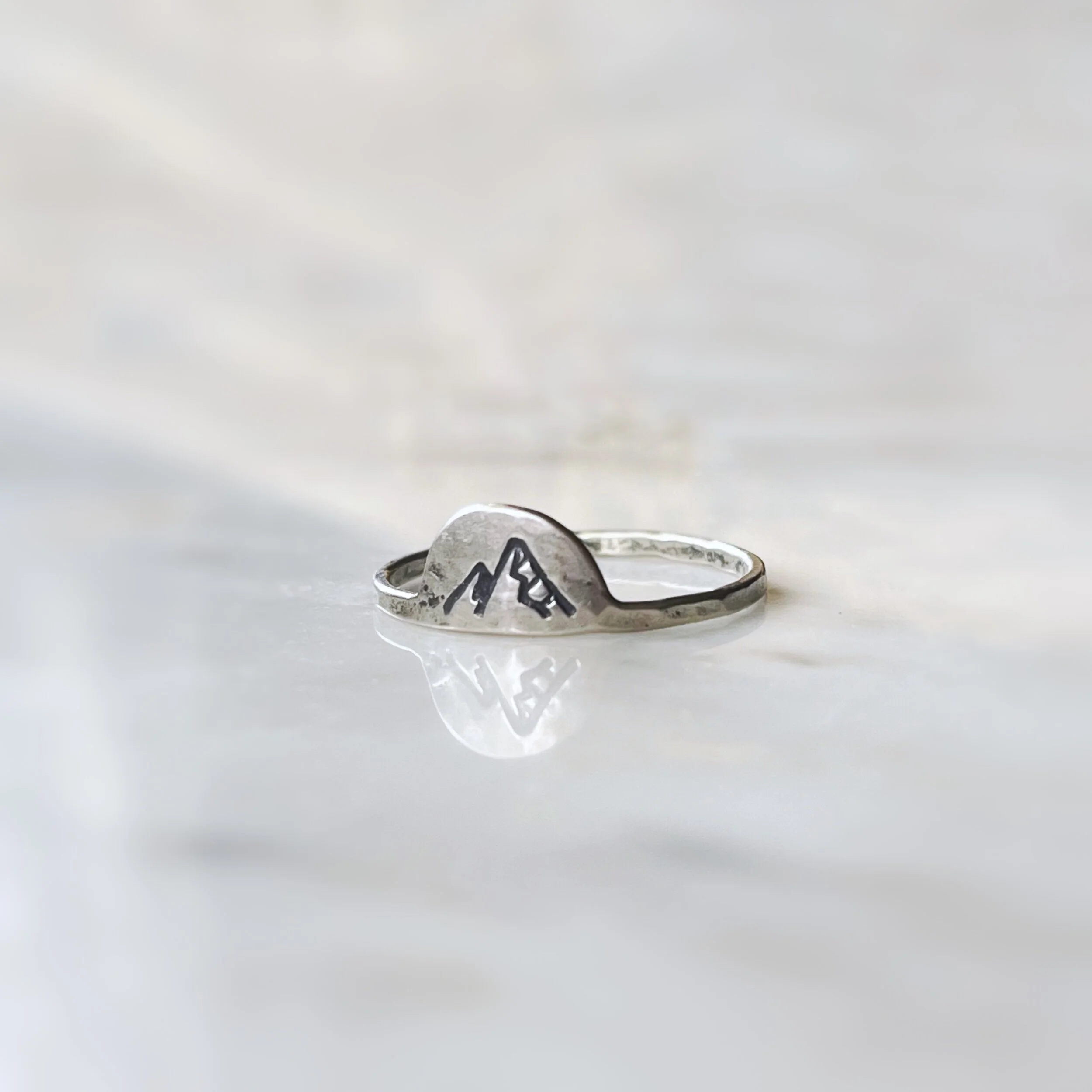 A72ECCD3-E3B9-4DFC-BD51-41E900179804