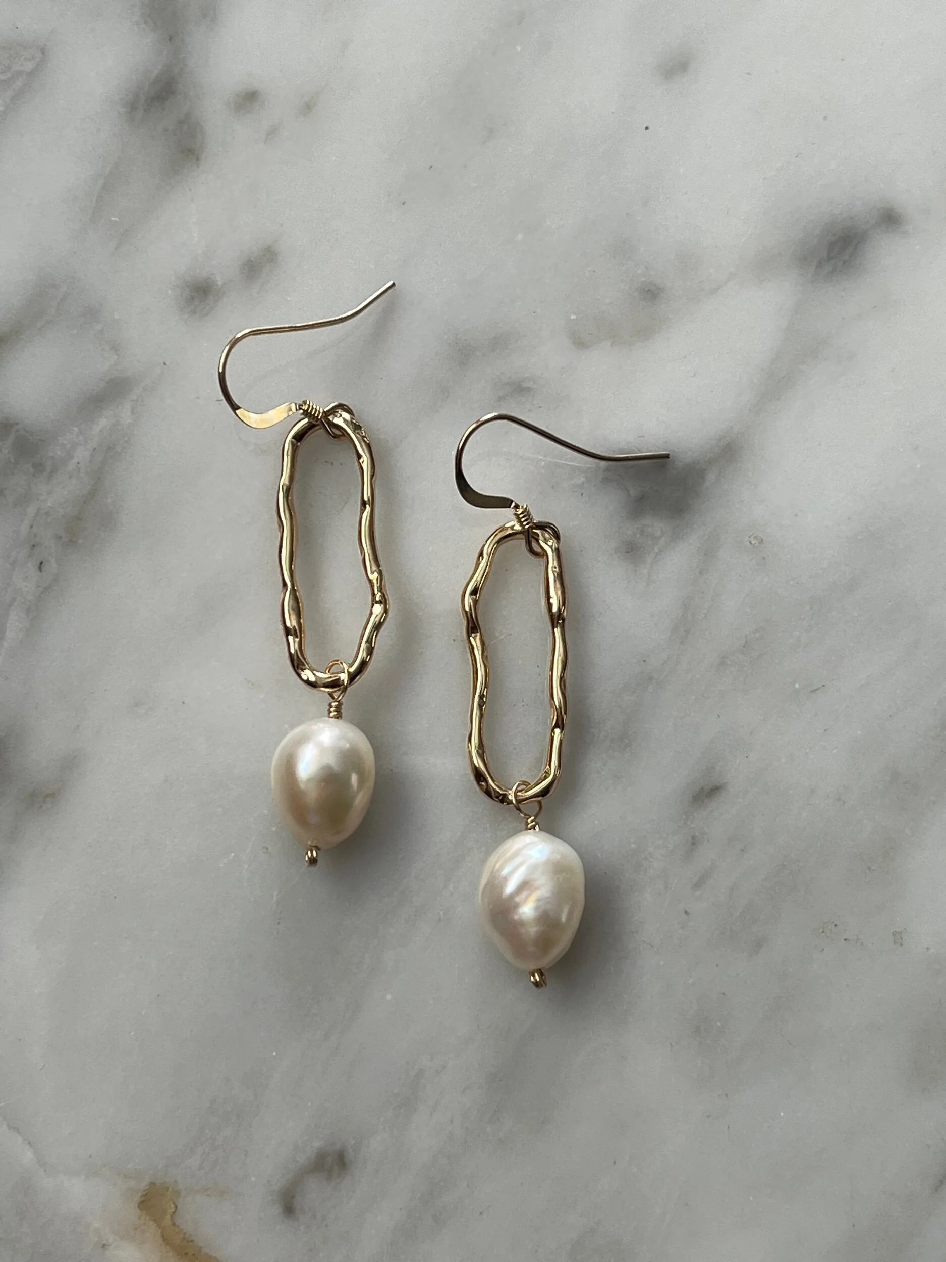 61797100-88C5-4254-BD76-14DC2A339C25