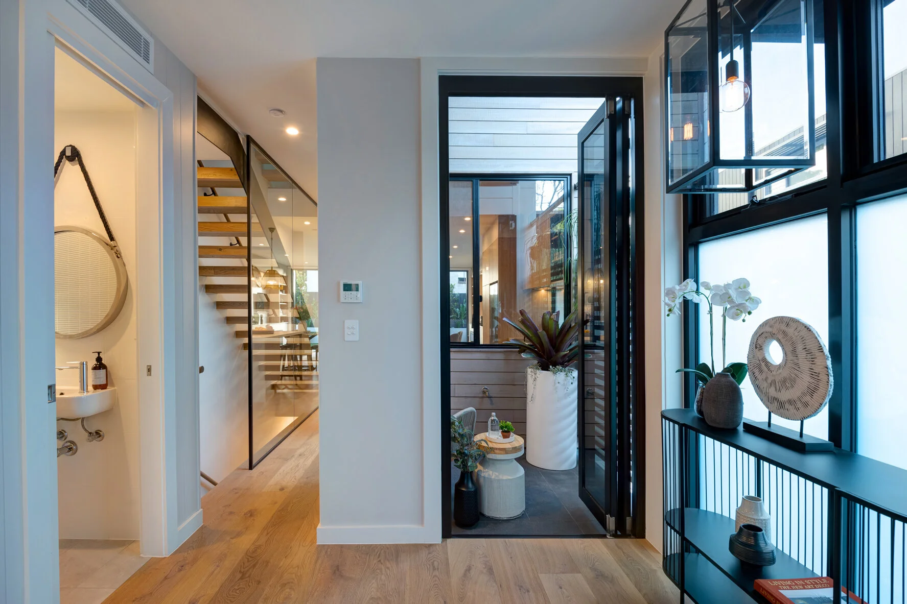 30Axis 040620 02.jpg