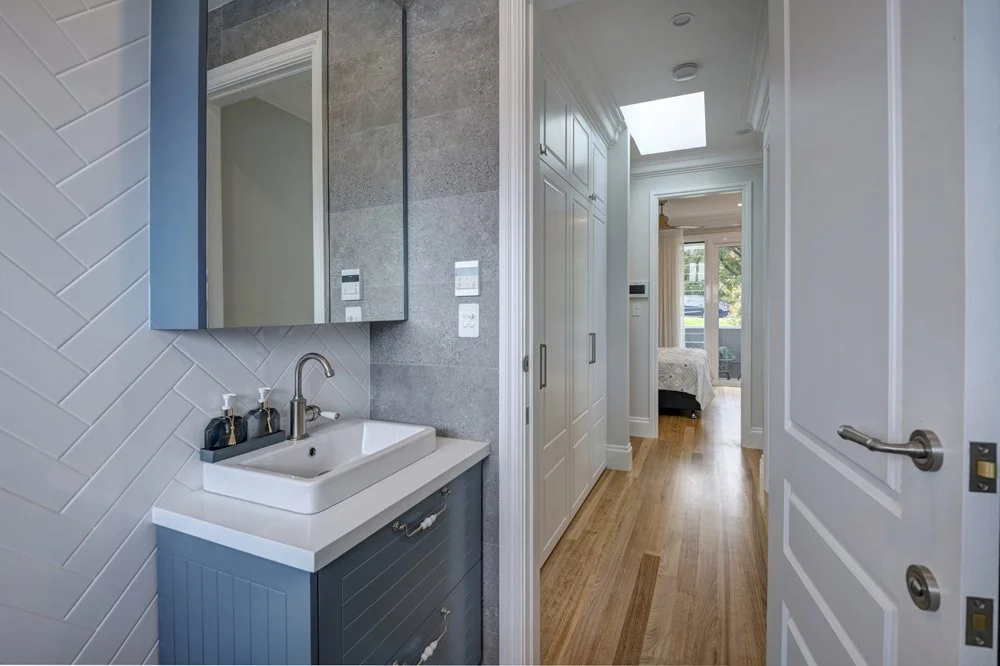 Paramount201022 33.jpg