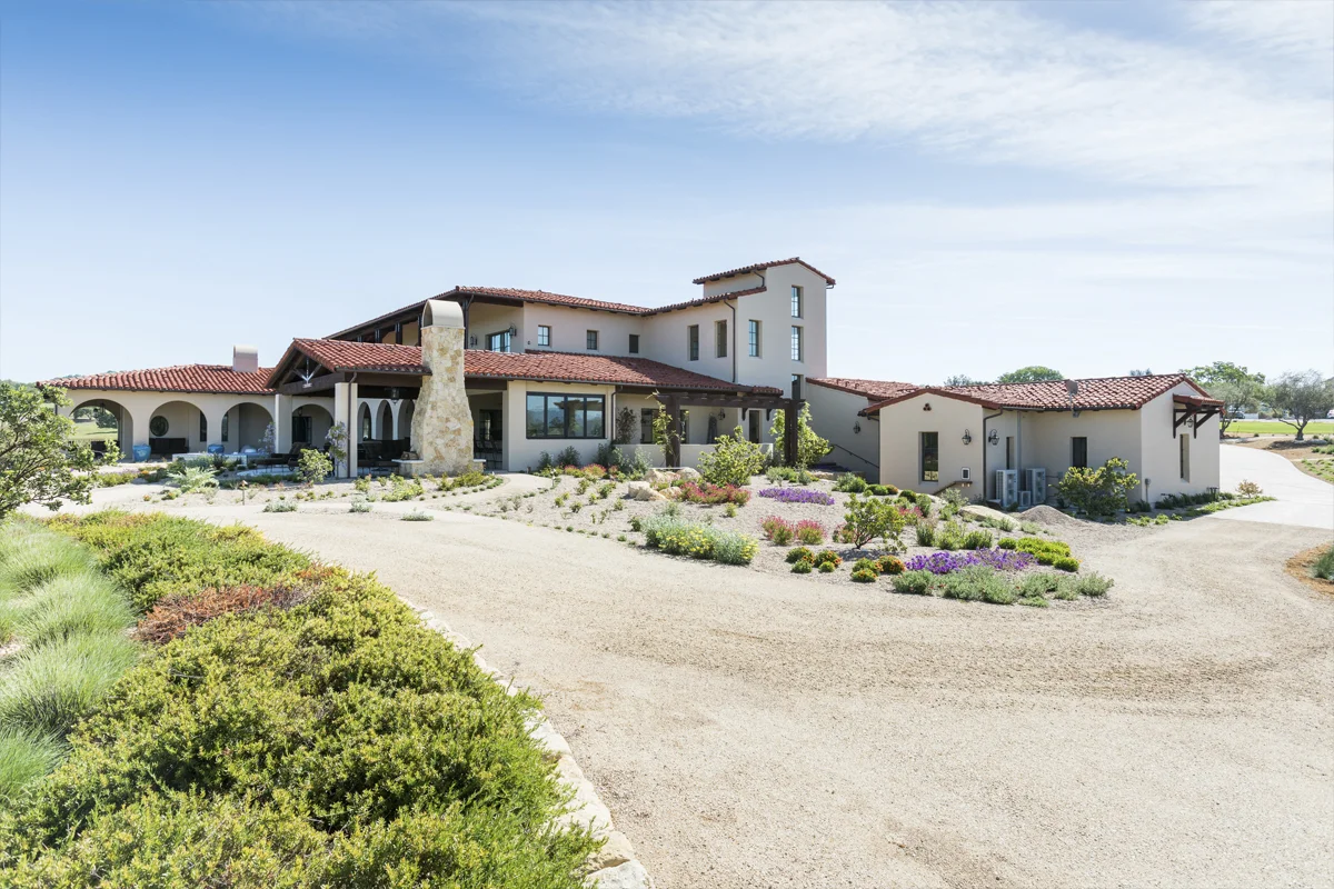 CASTILLO_06.jpg