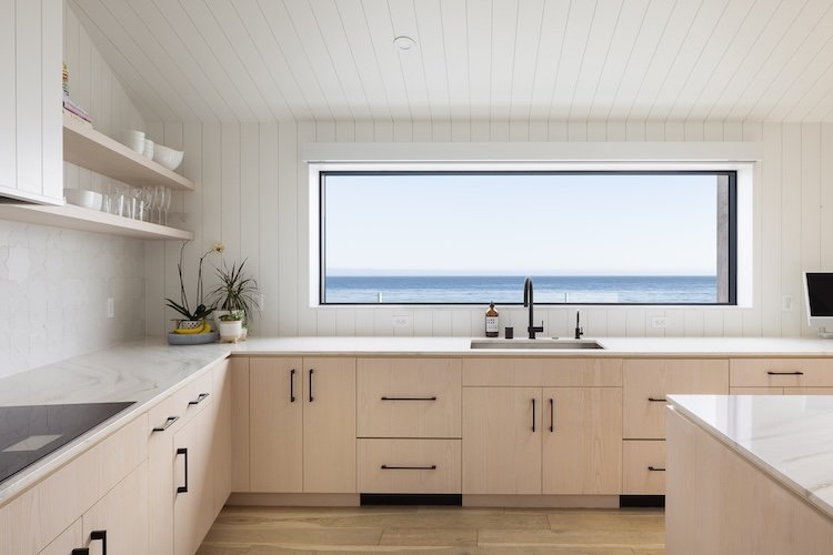 12_mwier_isaman_dyson_kitchen1_v2_webres.jpg