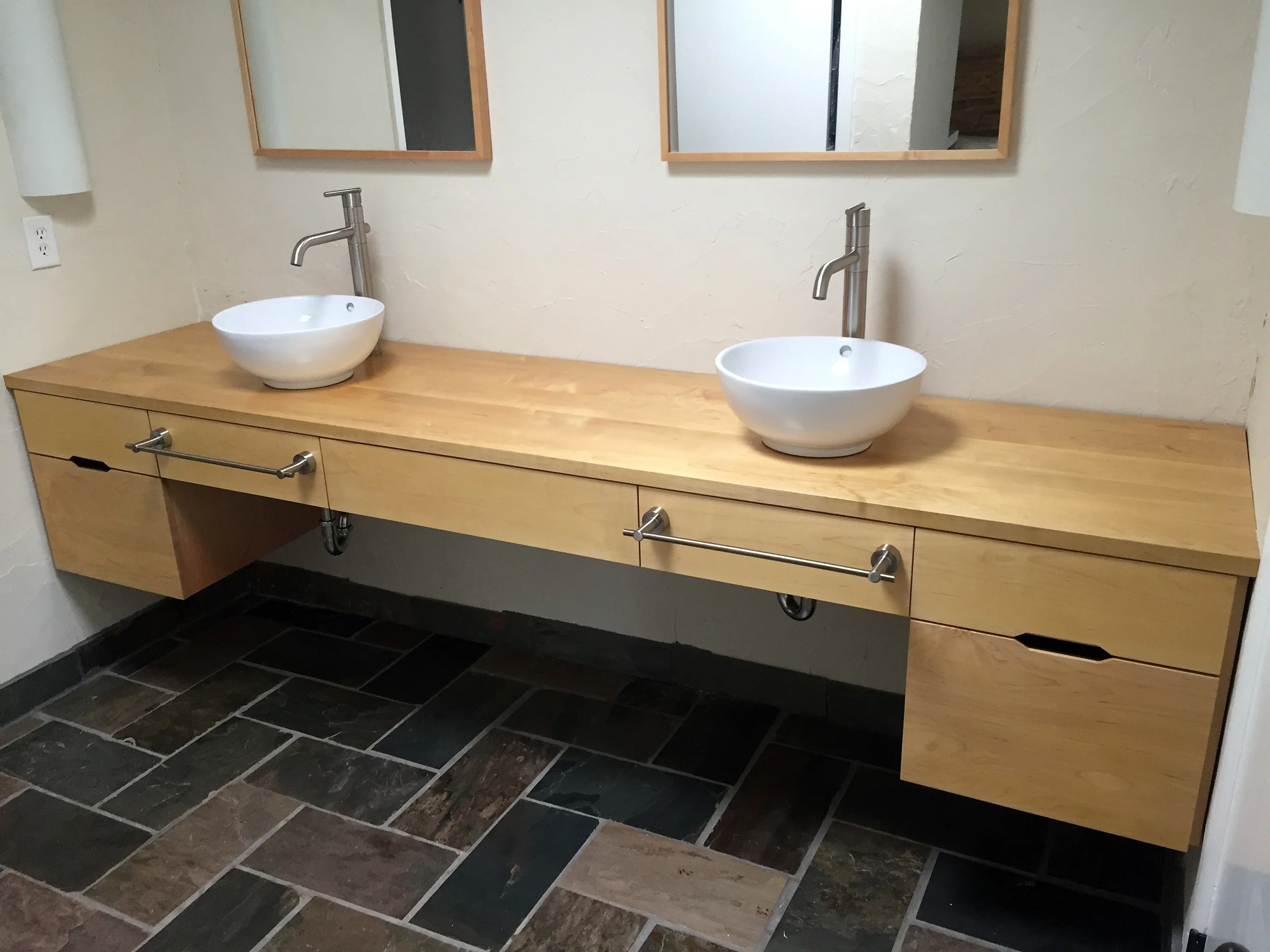 zMapleBathroomUnit.jpg