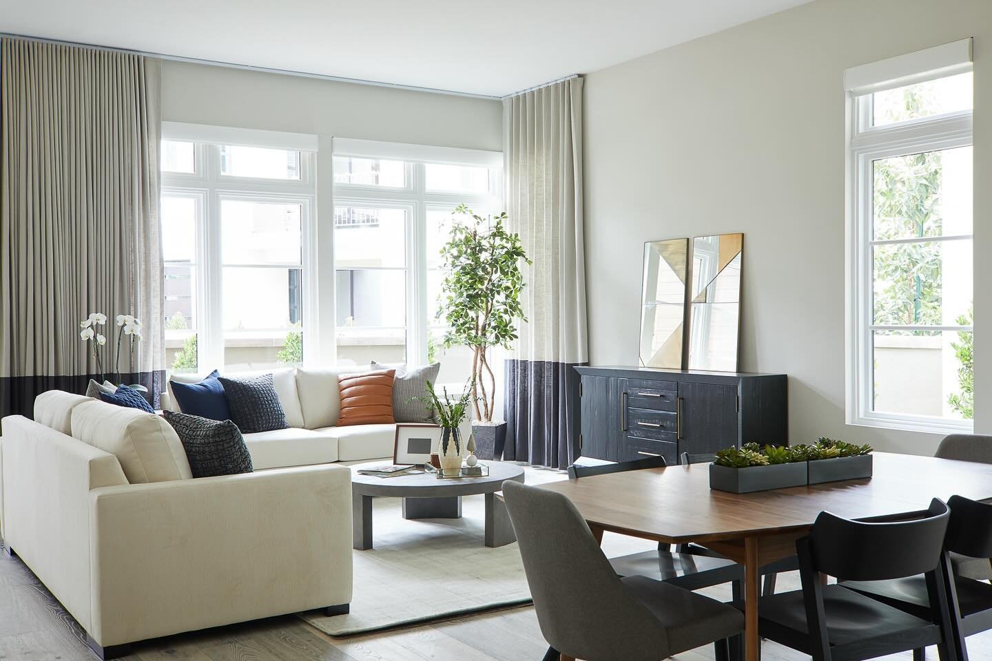 We believe quality design is creating spaces that will stand the test of time. So many of our clients have young kids and pets, so thoughtfully selecting materials that coordinate with their essential needs and lifestyles is of utmost importance. We 