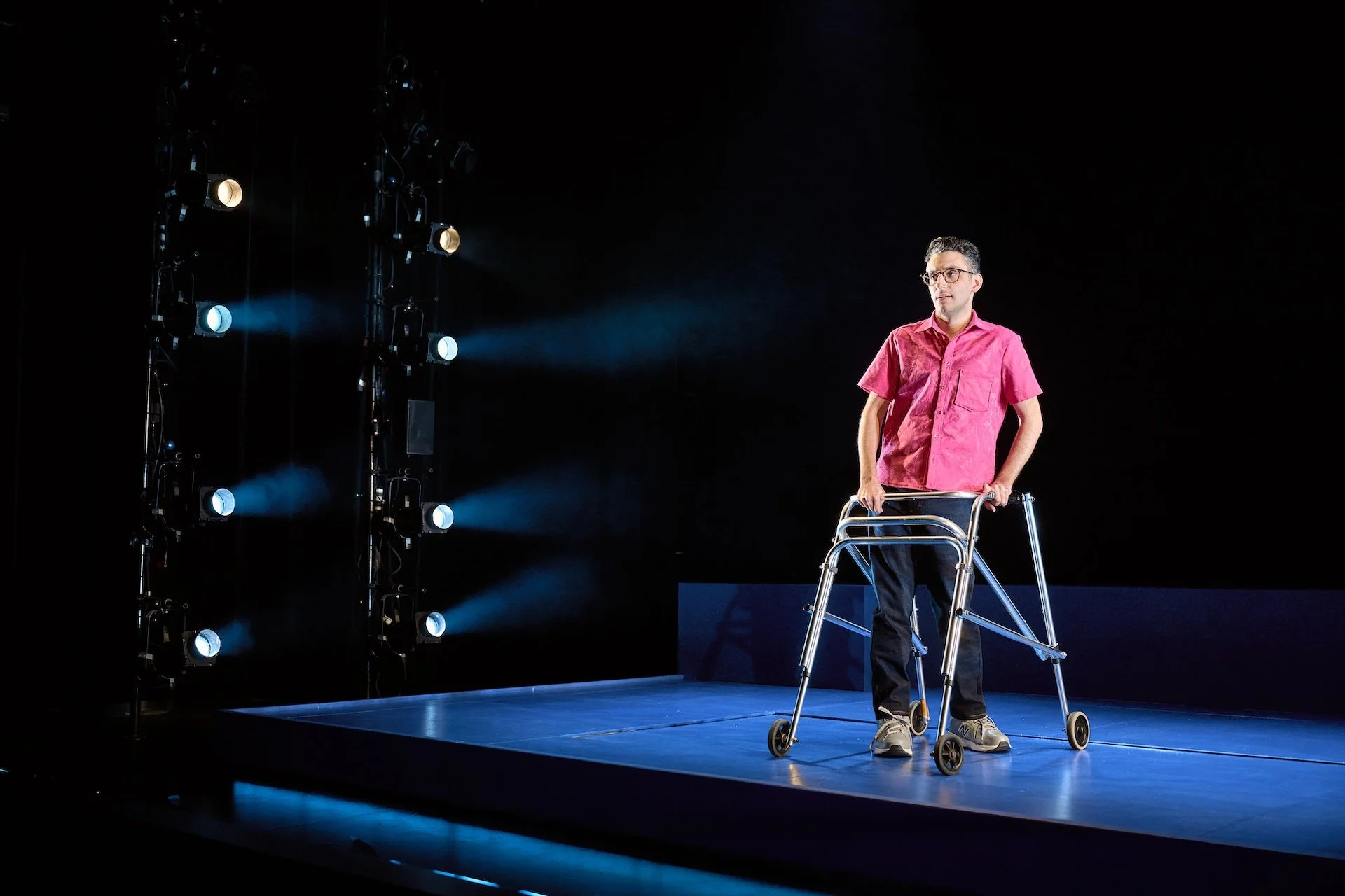HOLD ME IN THE WATER / Playwrights Horizons Photo by Valerie Terranova