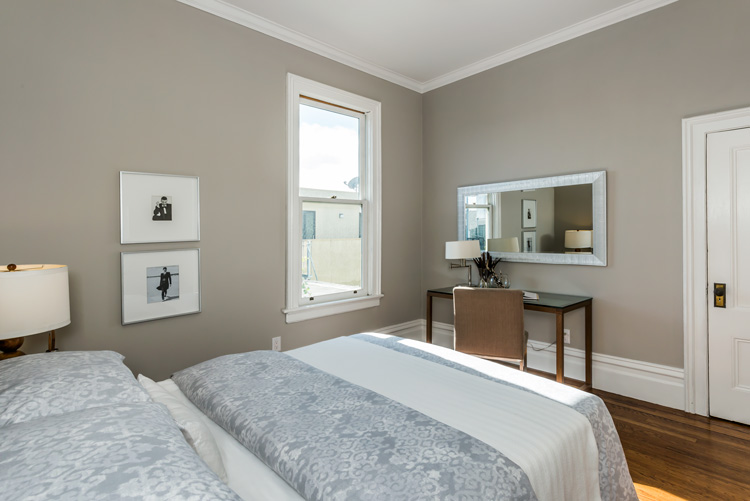 bed-2-a.jpg