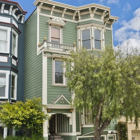 979 GUERRERO AVENUE