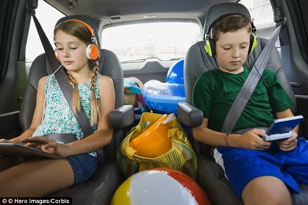 Essential Gadgets for Summer Road Trips With Kids