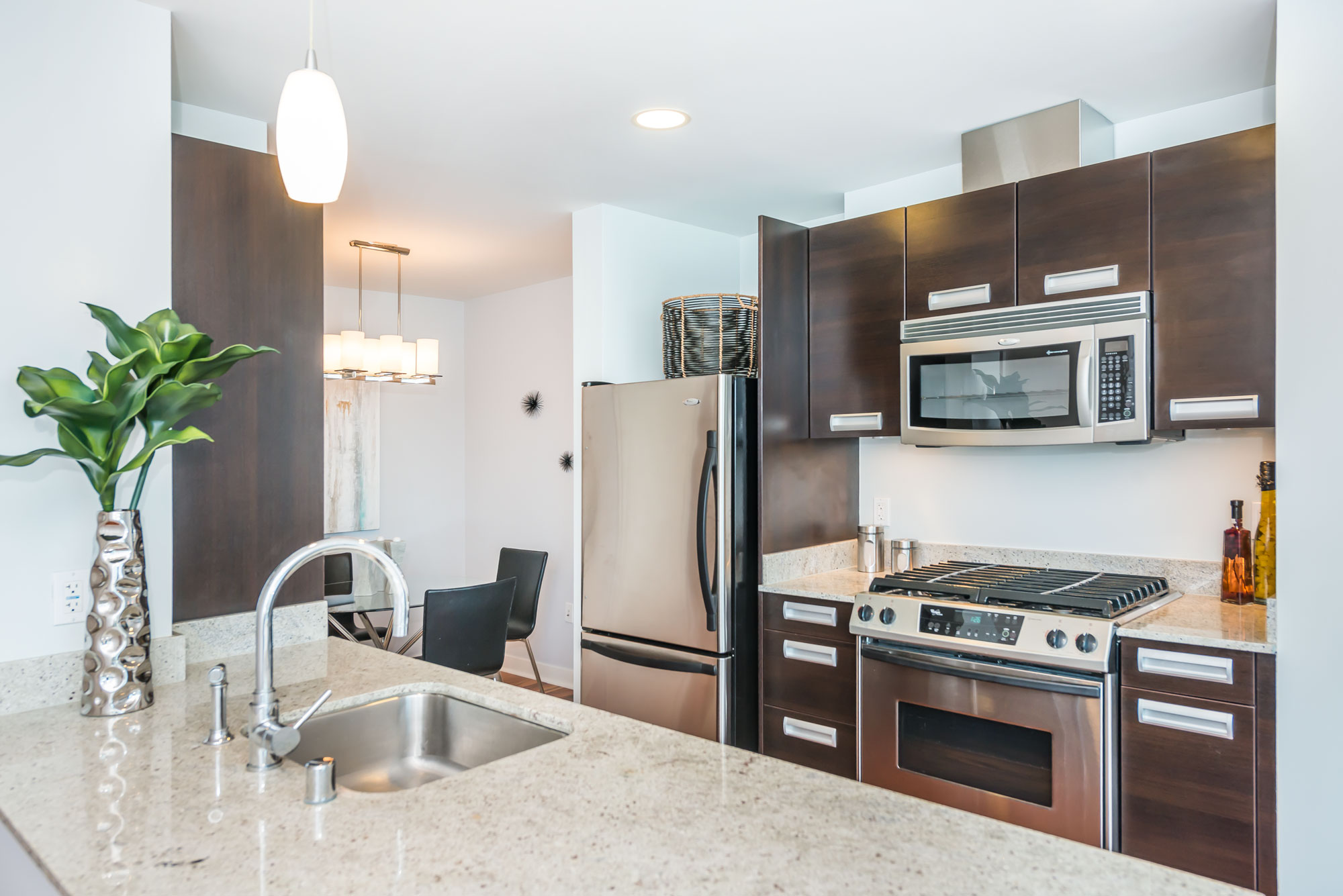 kitchen_01.jpg