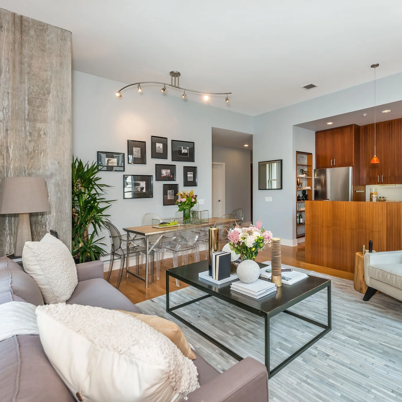 333 Grant Ave. #402