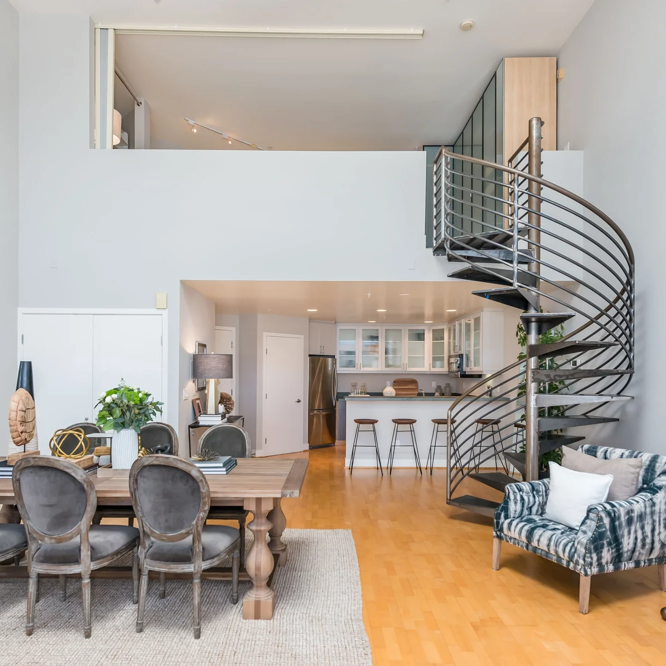 125 GILBERT #14