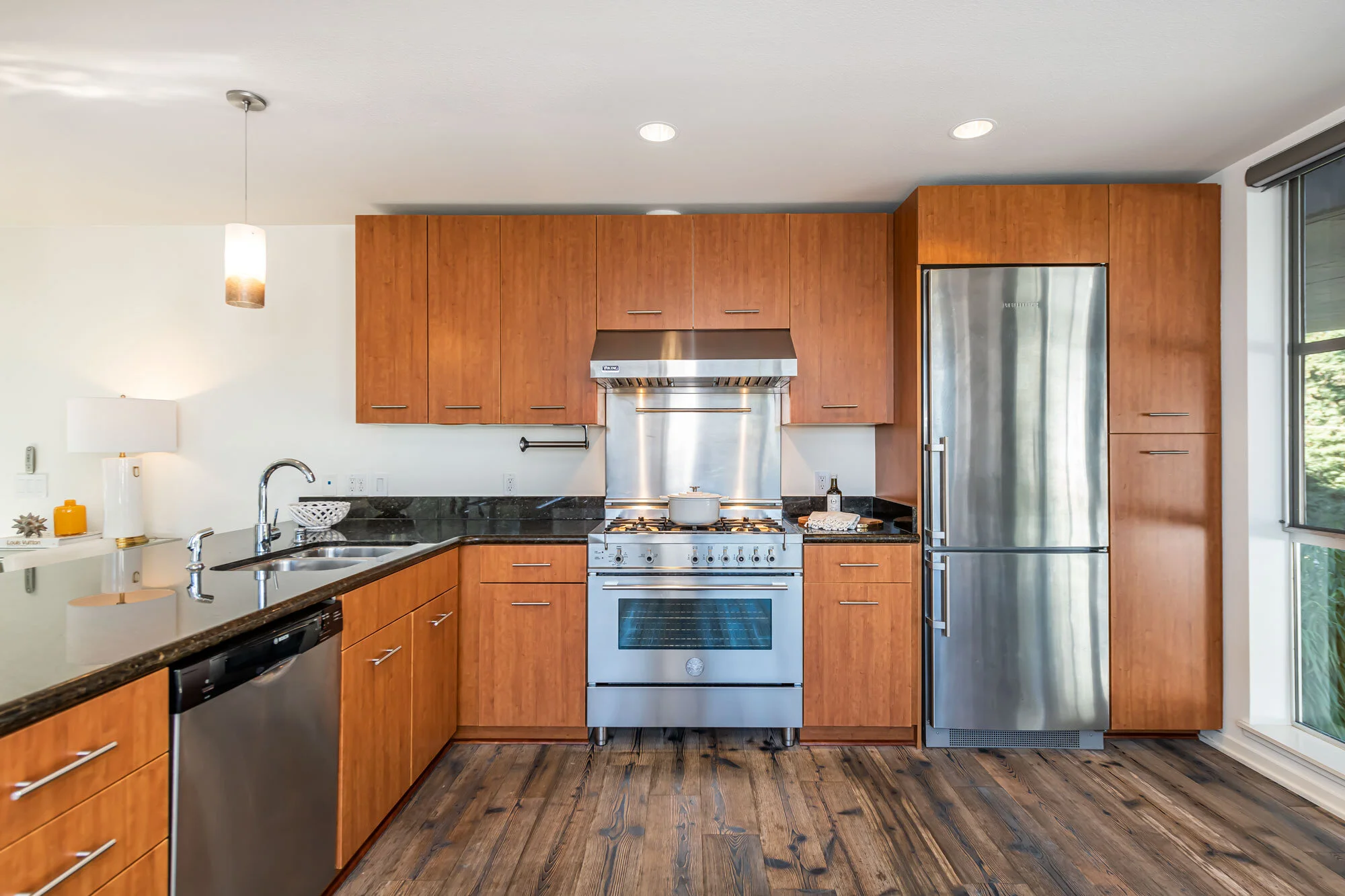 kitchen-2.jpg