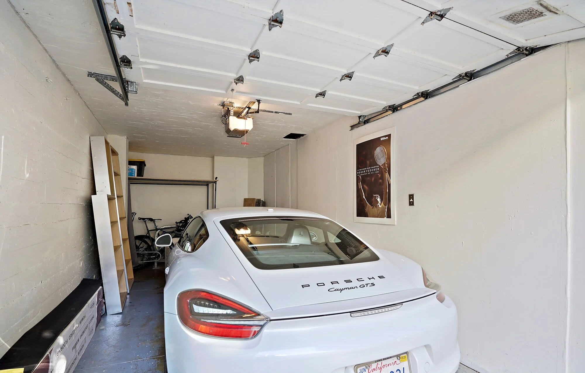 garage.jpg