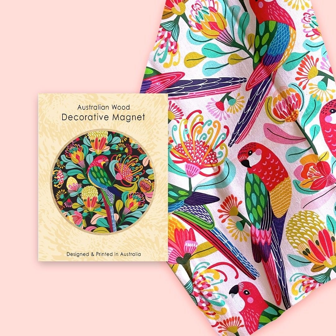 Looking for a thoughtful gift with an artistic twist? 🎨
This home decor duo includes a premium cotton tea towel and a printed wooden magnet &ndash; packaged together in a ready-to-gift box.
Perfect for housewarmings, birthdays, or a little self-love