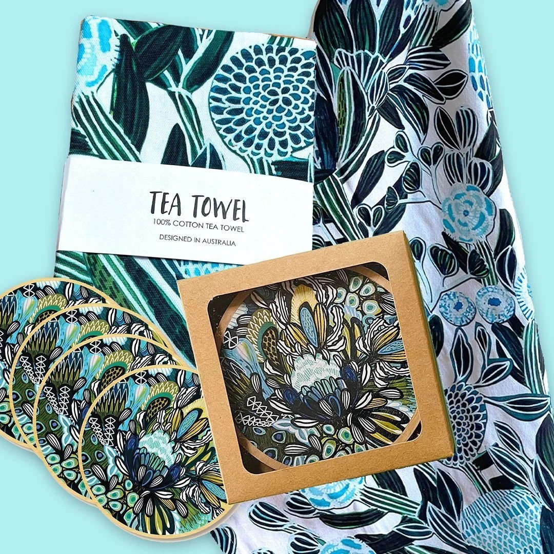Christmas Gift Ideas
Shop my range of designer tea towels, eco-friendly wooden coaster sets &amp; Australian Gifts.
Shop Now and save 20% with my Black Friday Sale
.
.
.
.
.
#kirstenkatzart #australianartist #australianhandmade #shopsmallbusiness #su