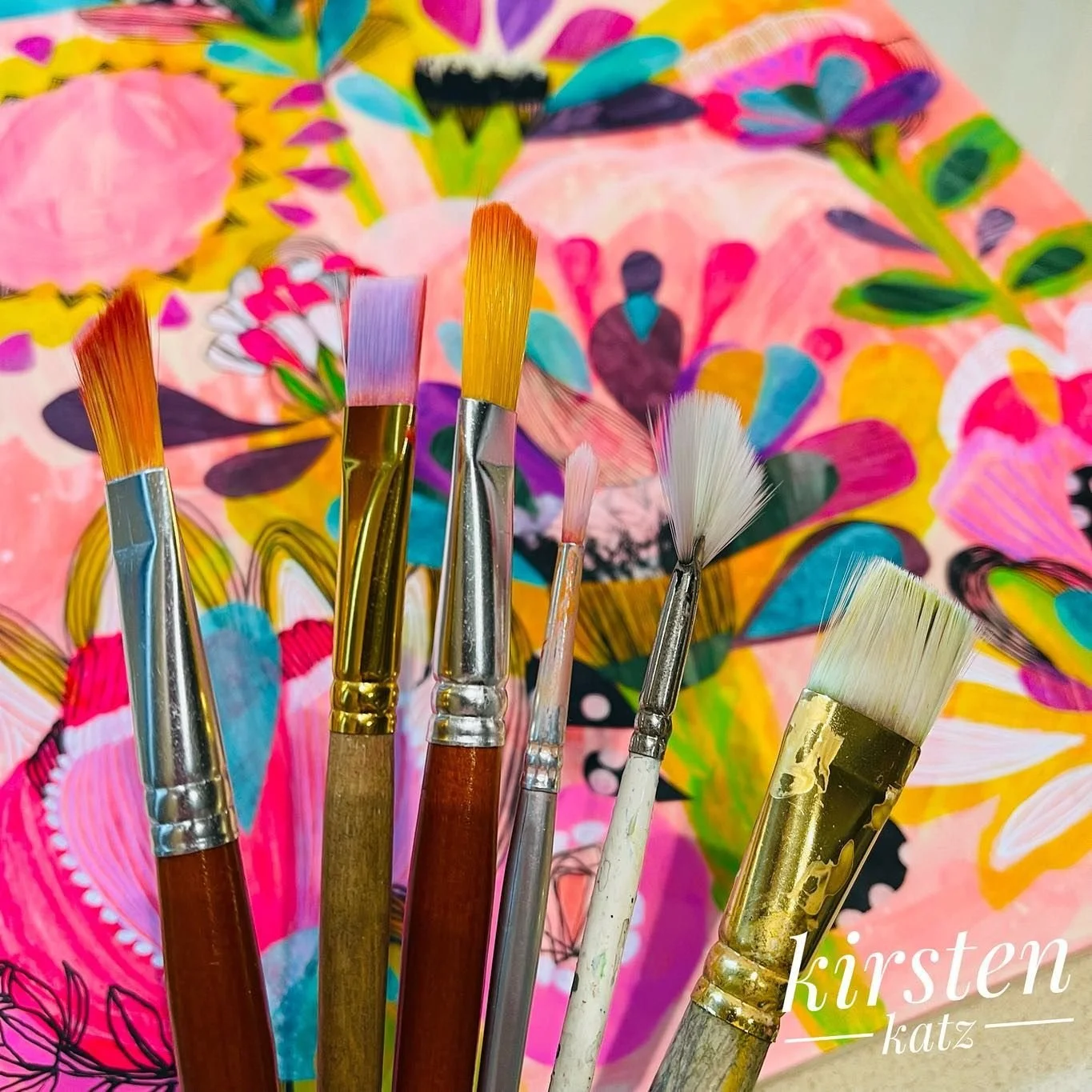 These are my favourite paint brushes 😃
Have a look at the final painting here - https://www.kirstenkatz.com/products/big-fantasy-whymsical-art-print
.
.
.
.
.
#kirstenkatzart #paintbrushes #toolsofthetrade #acrylicpainting #mixedmediaart #showyourwo