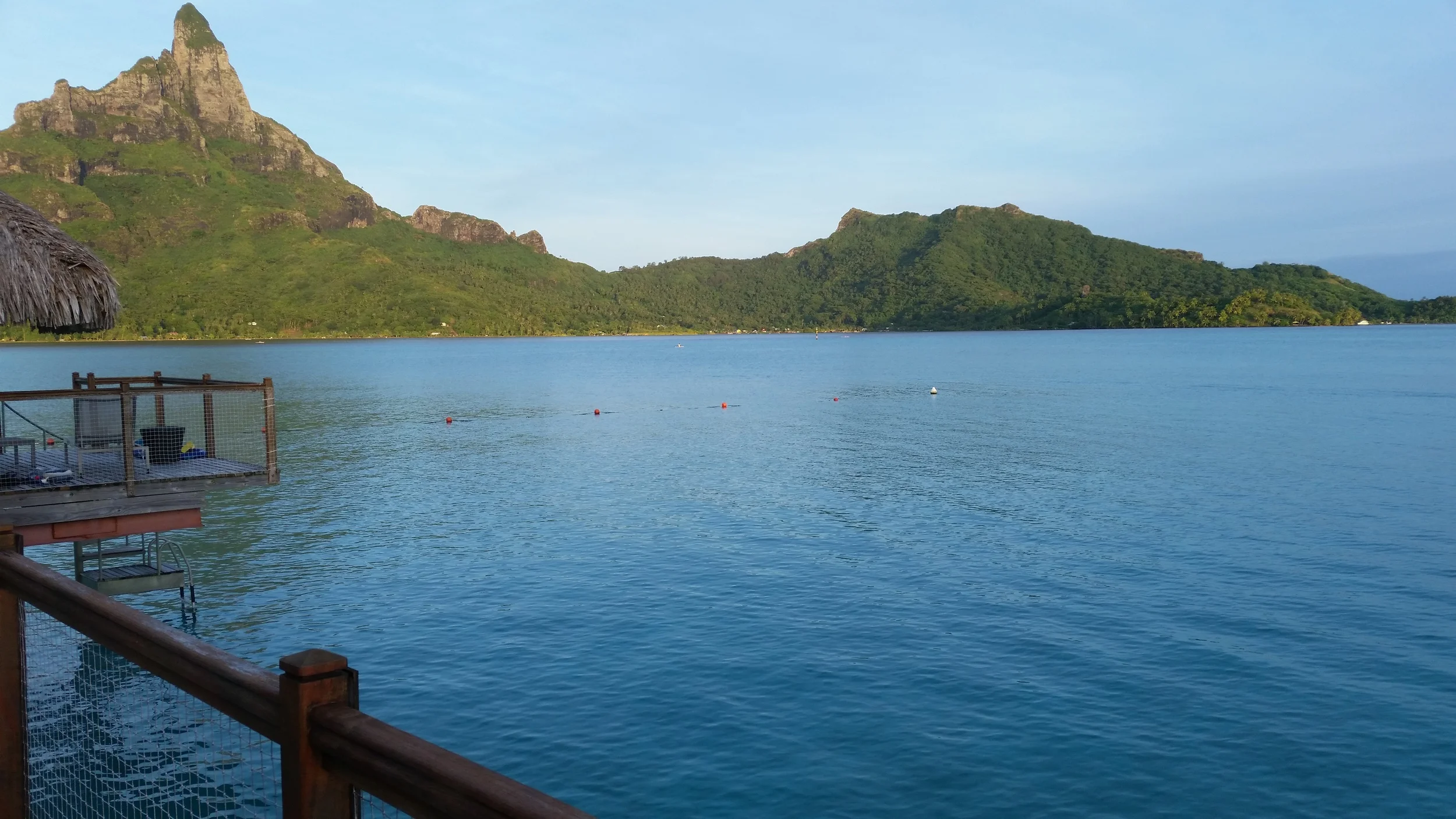 Ia Orana! (yo-rah-nah)