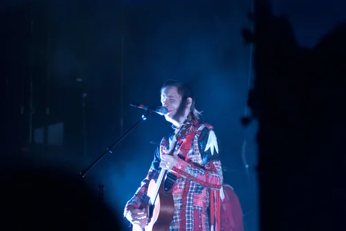(photo from Jonsi's Flickr )