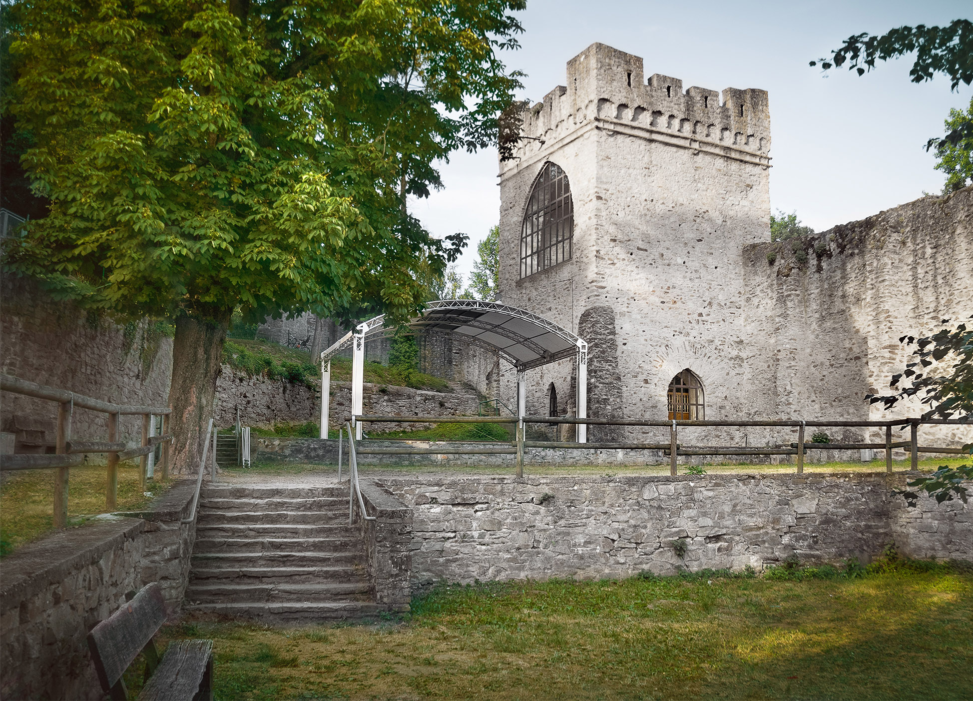 Wiesbadener-Burgfestspiele_Ort_Burggarten-2.jpg