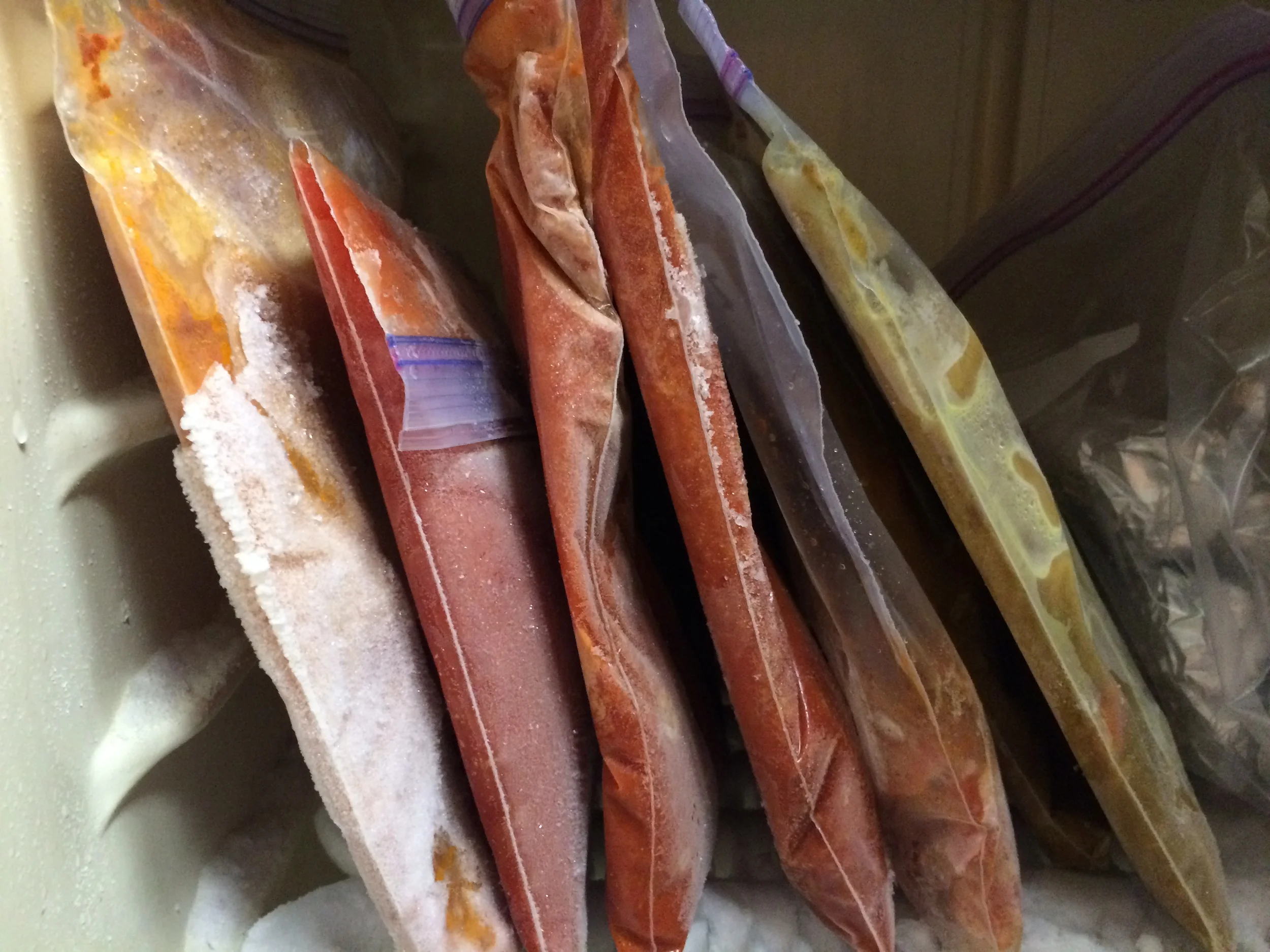 From the left: tikka masala, spaghetti sauce, tomato soup, tomato soup, chili, curry rice.