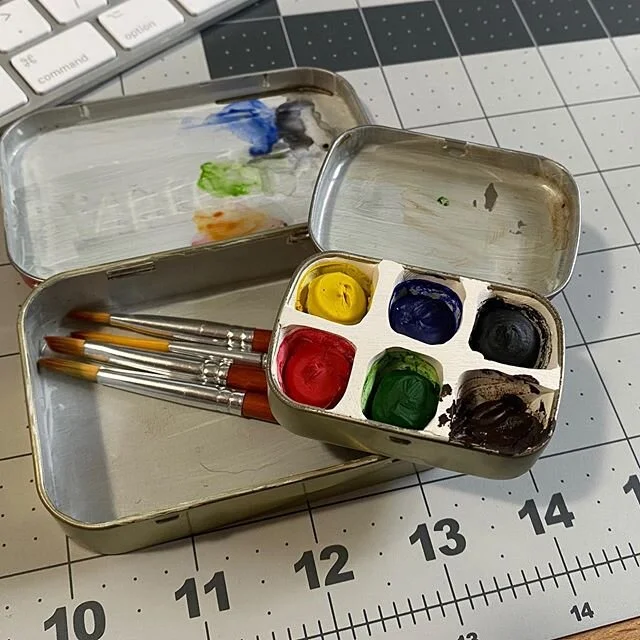 Teeny, tiny watercolor set and brushes. Free to a good home! DM me. 
#watercolor #travelwatercolorkit #altoidstinpainting #pleinairpainting #freetoagoodhome
