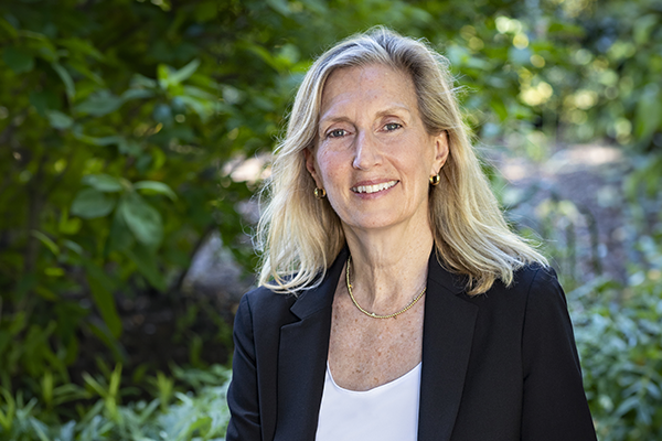 Hallie Boyce headshot photo